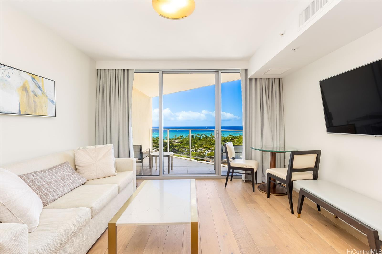 The Ritz-Carlton Residences condo # 2009-DH, Honolulu, Hawaii - photo 3 of 24