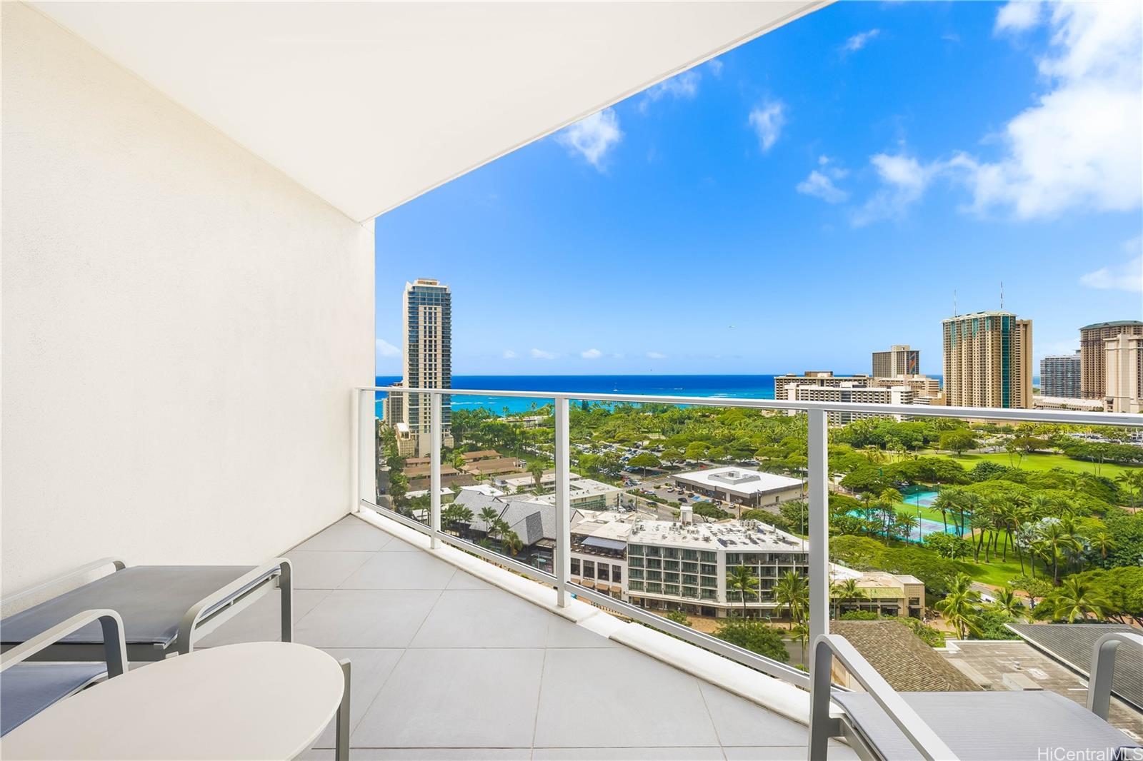 The Ritz-Carlton Residences condo # 2009-DH, Honolulu, Hawaii - photo 7 of 24