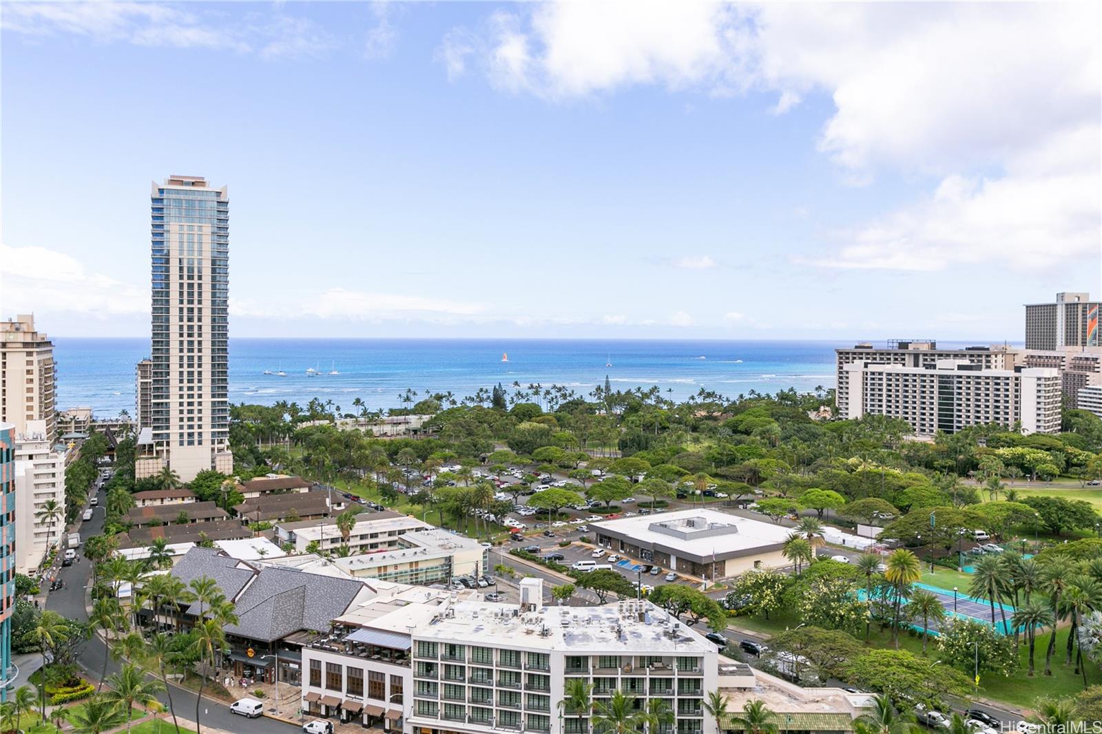 The Ritz-Carlton Residences condo # 2102, Honolulu, Hawaii - photo 2 of 17