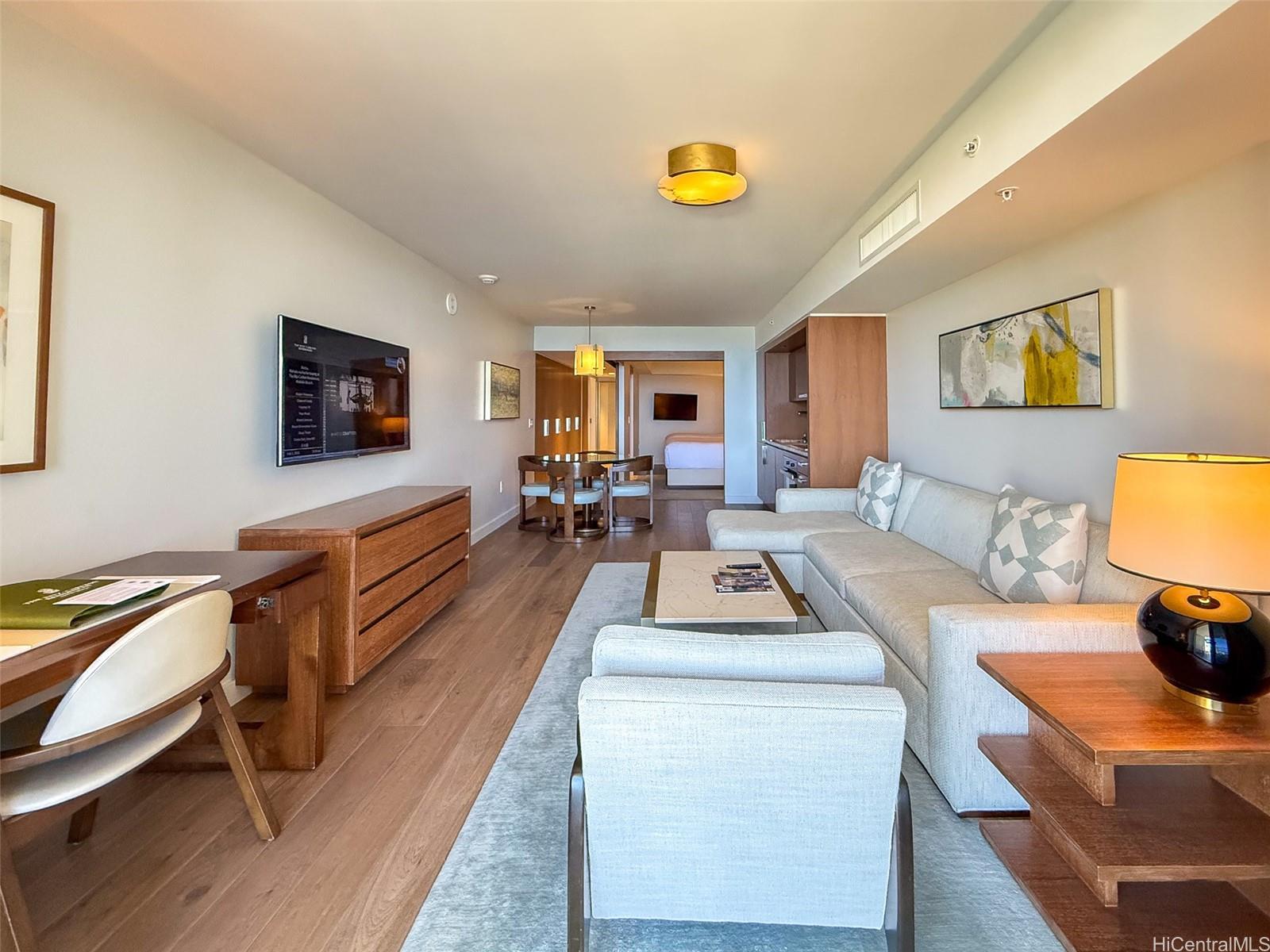 The Ritz-Carlton Residences condo # 2306, Honolulu, Hawaii - photo 3 of 21