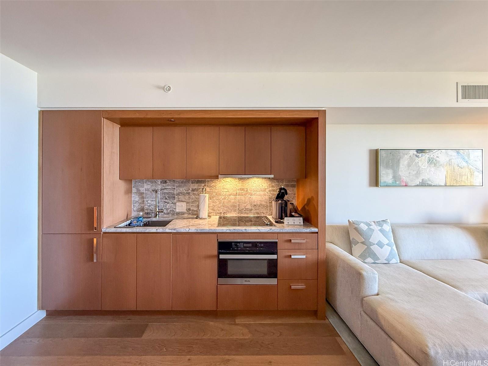 The Ritz-Carlton Residences condo # 2306, Honolulu, Hawaii - photo 4 of 21