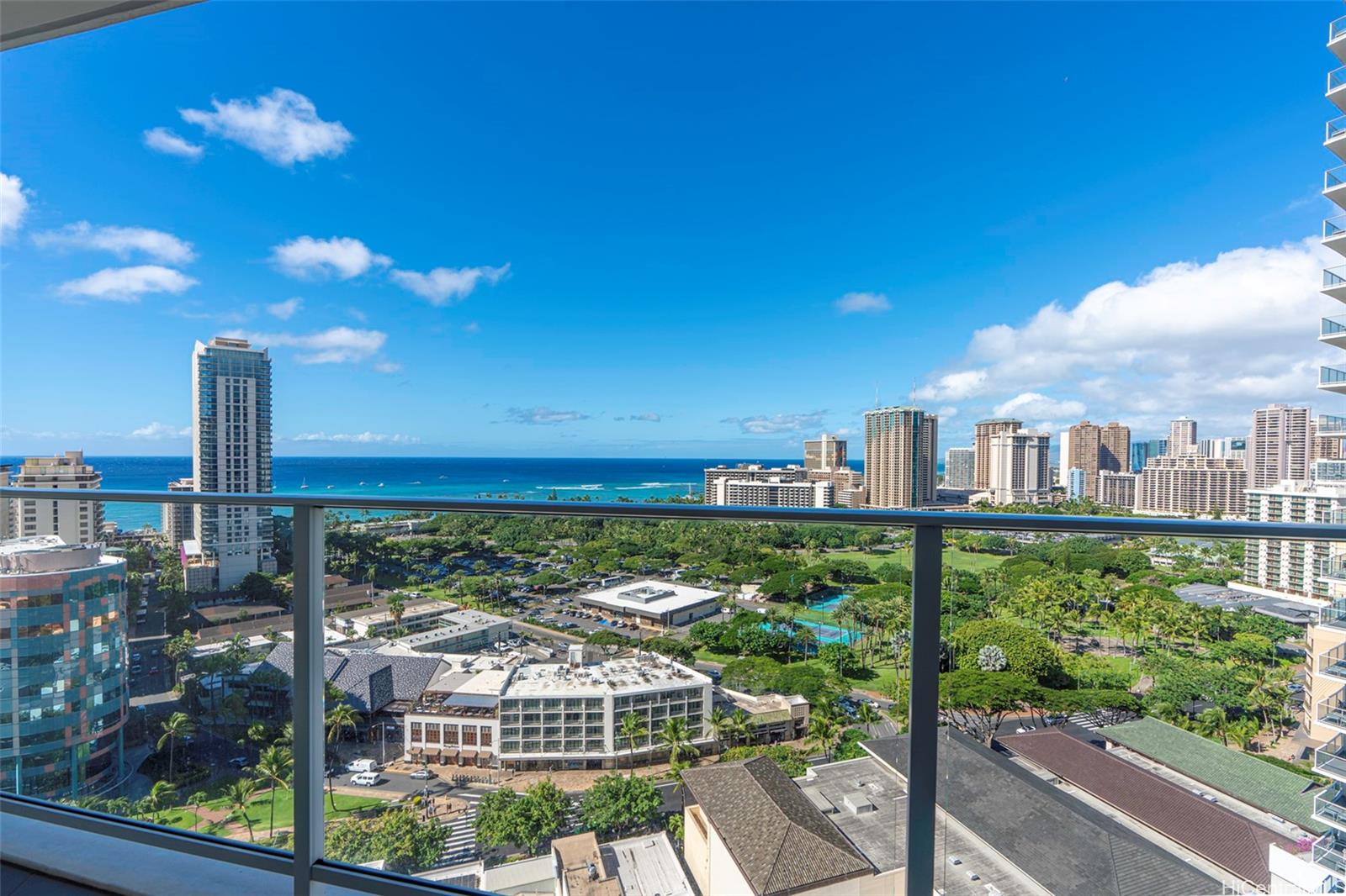 The Ritz-Carlton Residences condo # 2307, Honolulu, Hawaii - photo 4 of 21