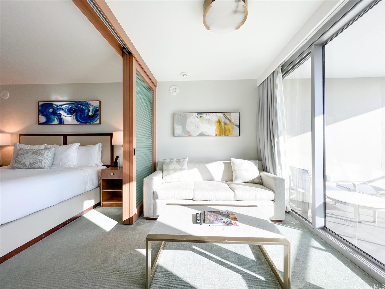 The Ritz-Carlton Residences condo # 2308, Honolulu, Hawaii - photo 4 of 19