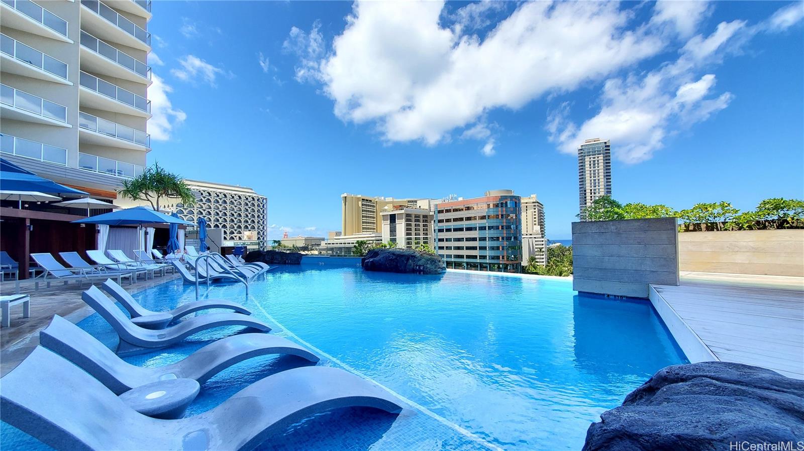 The Ritz-Carlton Residences condo # 2401, Honolulu, Hawaii - photo 17 of 20