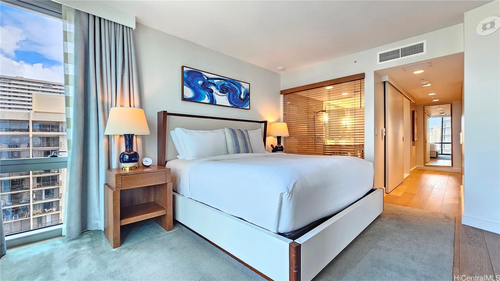 The Ritz-Carlton Residences condo # 2401, Honolulu, Hawaii - photo 7 of 20