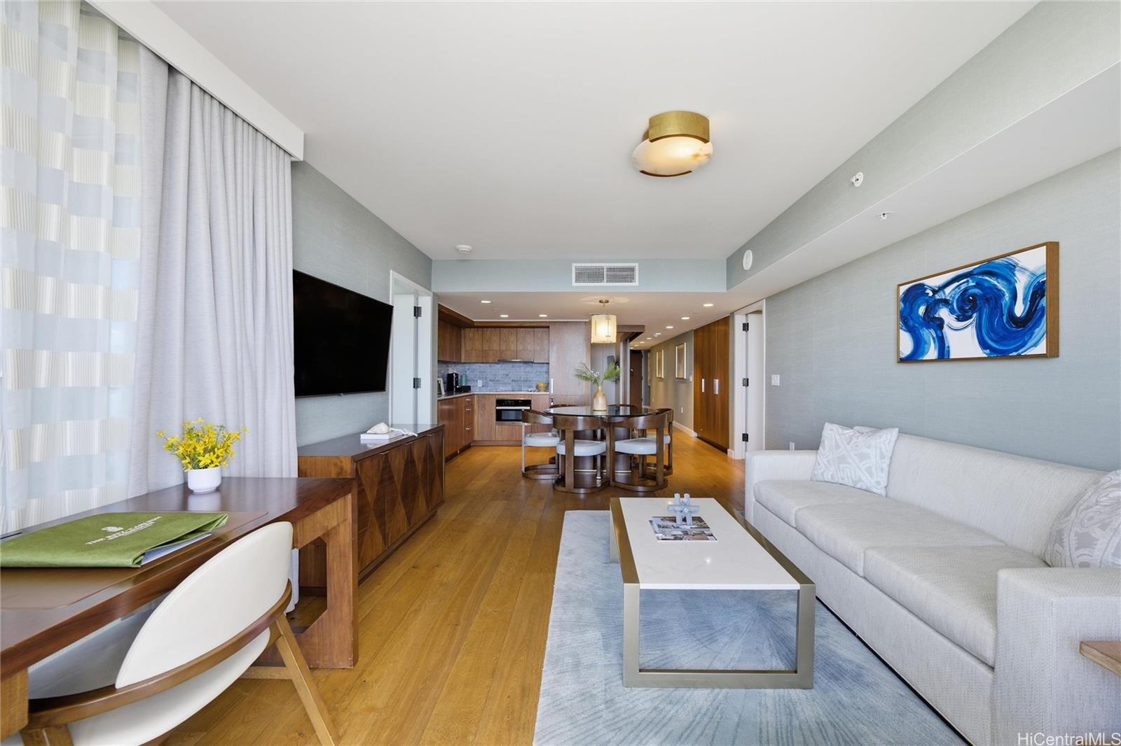 The Ritz-Carlton Residences condo # 3005, Honolulu, Hawaii - photo 3 of 23