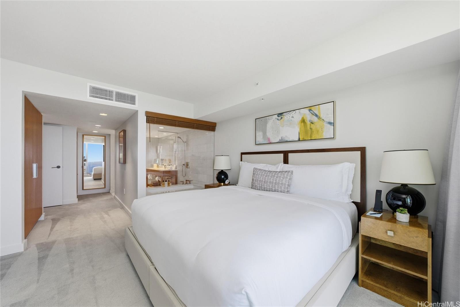 The Ritz-Carlton Residences condo # 3005, Honolulu, Hawaii - photo 8 of 23