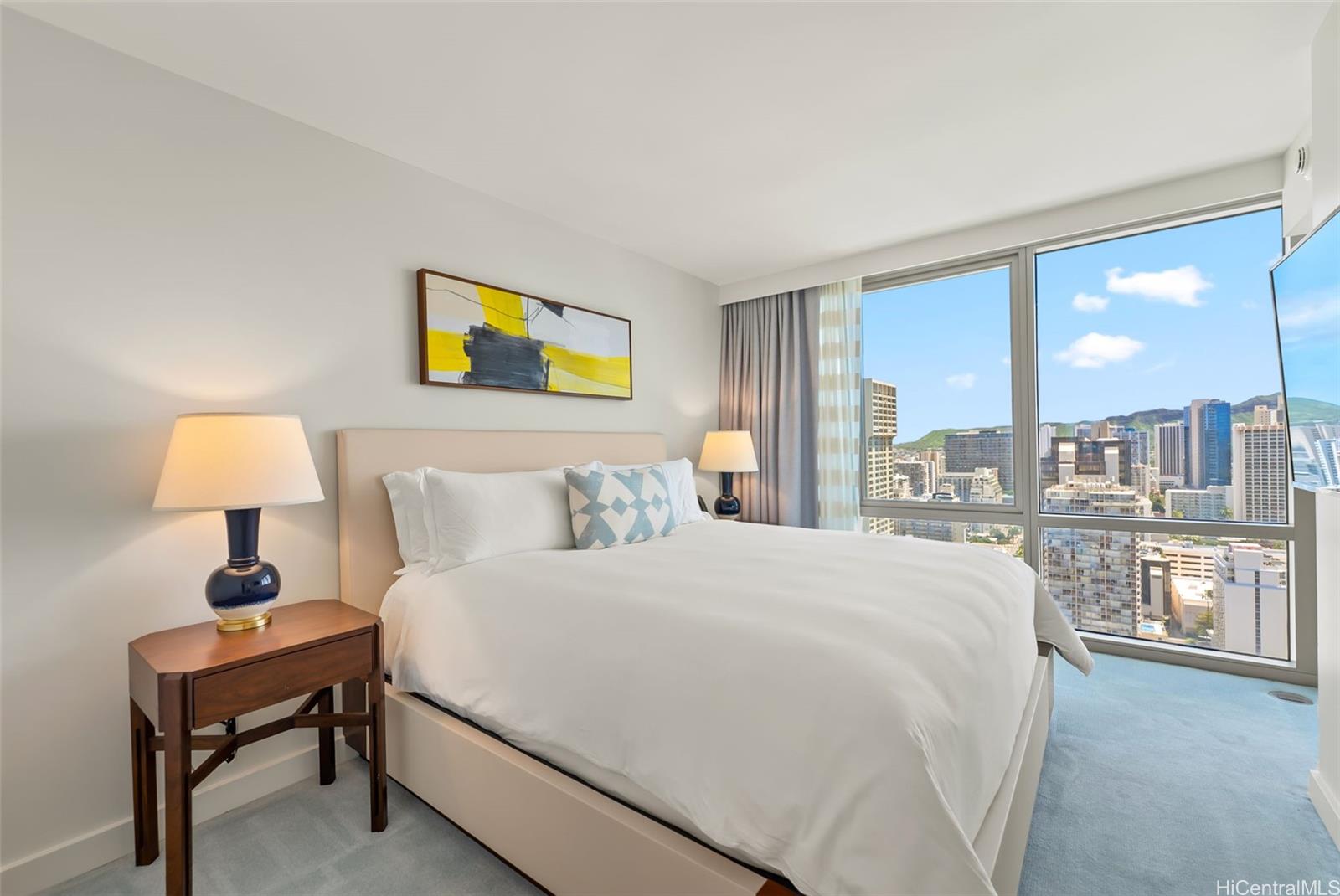 The Ritz-Carlton Residences condo # 3007, Honolulu, Hawaii - photo 14 of 25