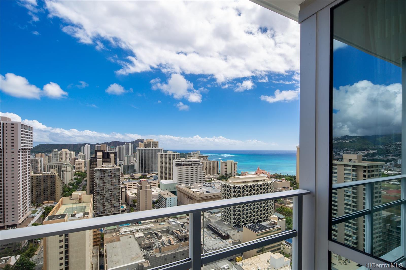 The Ritz-Carlton Residences condo # 3108, Honolulu, Hawaii - photo 12 of 21