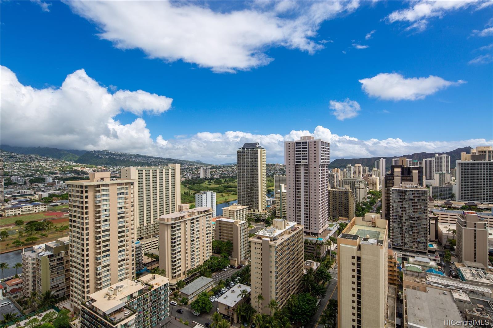 The Ritz-Carlton Residences condo # 3108, Honolulu, Hawaii - photo 15 of 21
