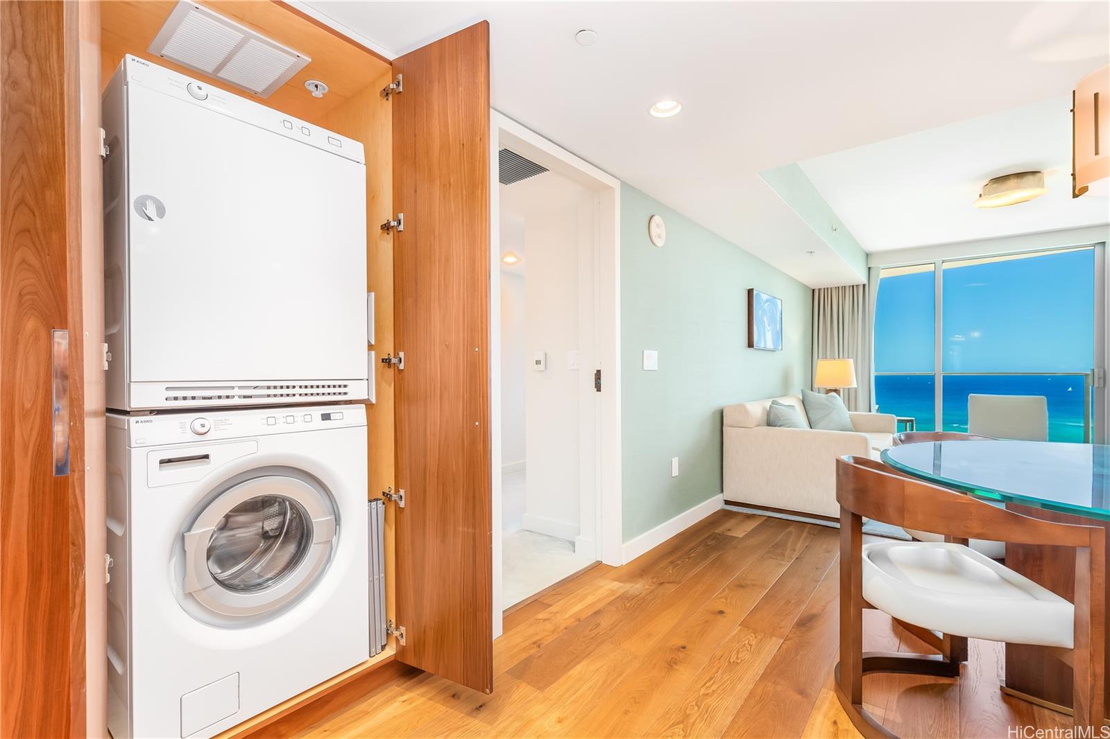 2139 Kuhio Ave Honolulu - Multi-family - photo 7 of 25