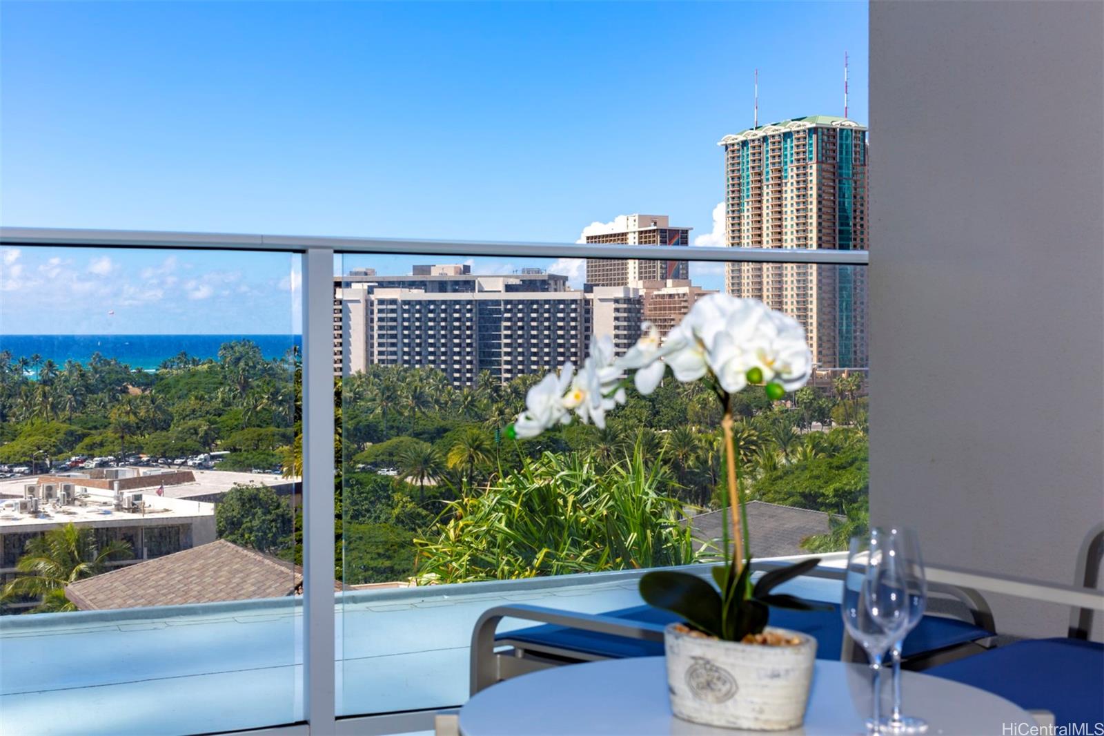 The Ritz-Carlton Residences condo # D1005, Honolulu, Hawaii - photo 18 of 24