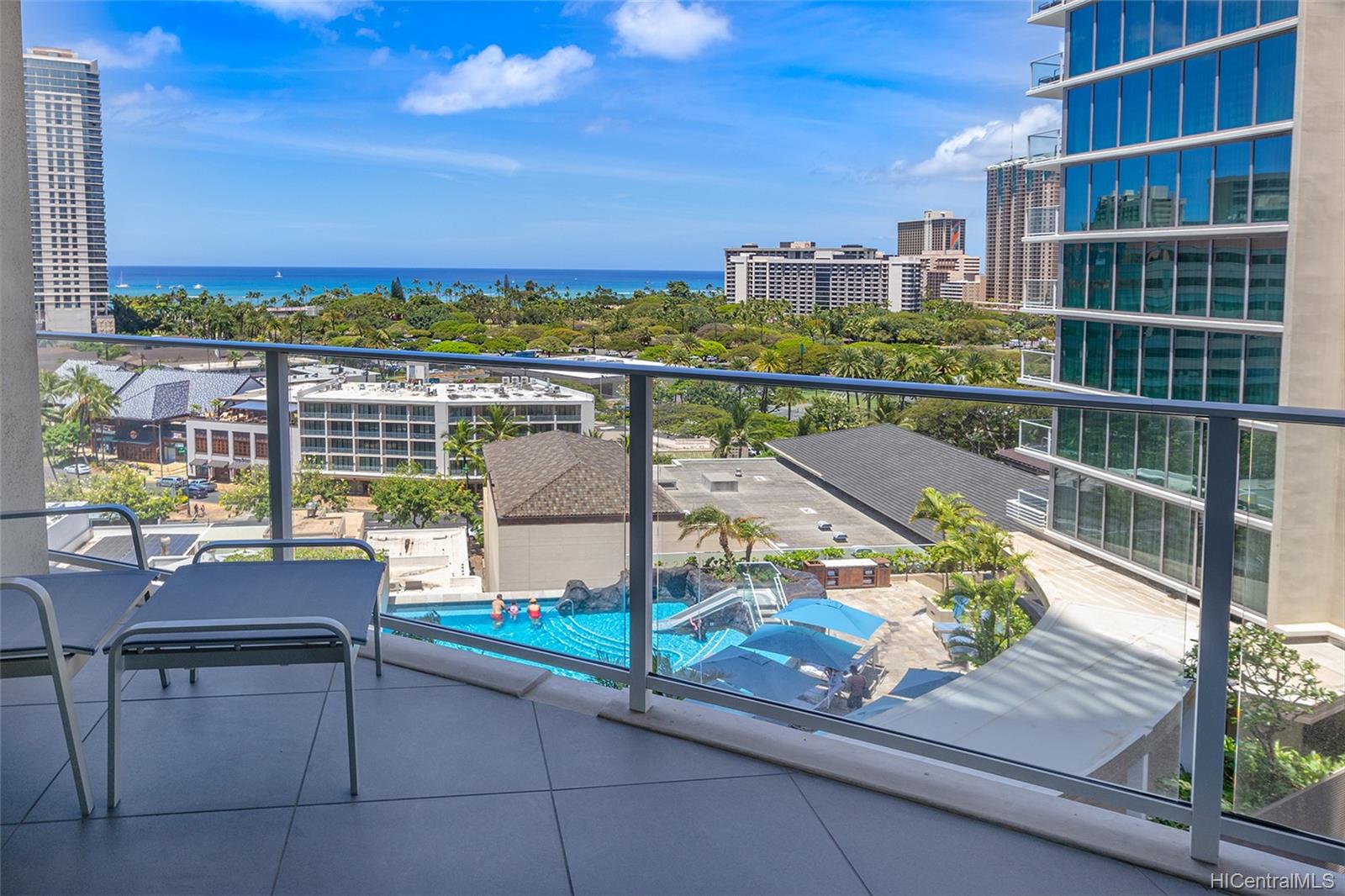 The Ritz-Carlton Residences condo # D1201, Honolulu, Hawaii - photo 2 of 18