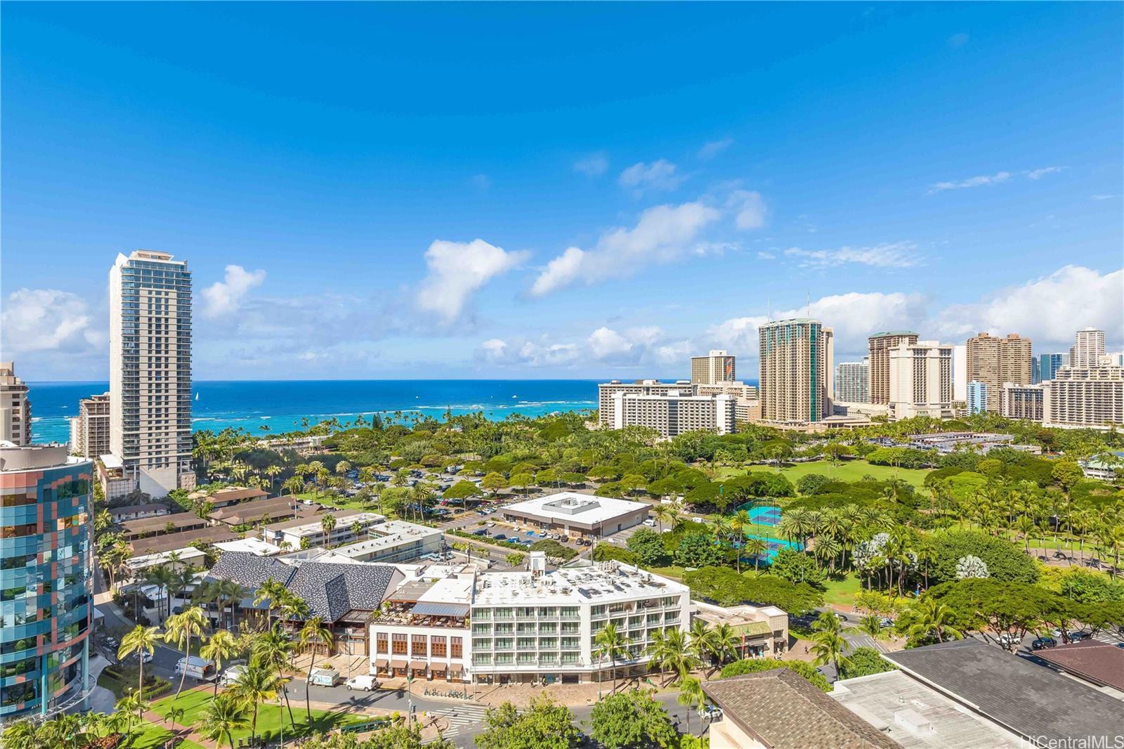 The Ritz-Carlton Residences condo # D2111, Honolulu, Hawaii - photo 19 of 23