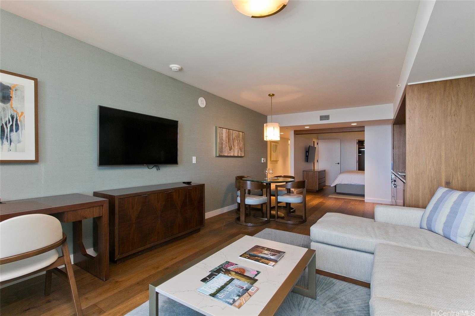 The Ritz-Carlton Residences condo # D2606, Honolulu, Hawaii - photo 5 of 23