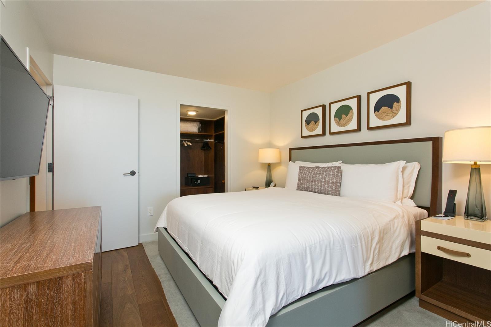 The Ritz-Carlton Residences condo # D2606, Honolulu, Hawaii - photo 10 of 23