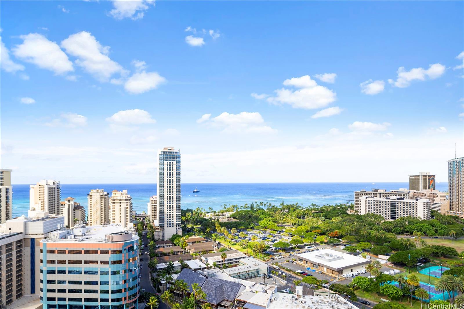 The Ritz-Carlton Residences condo # D2607, Honolulu, Hawaii - photo 7 of 21