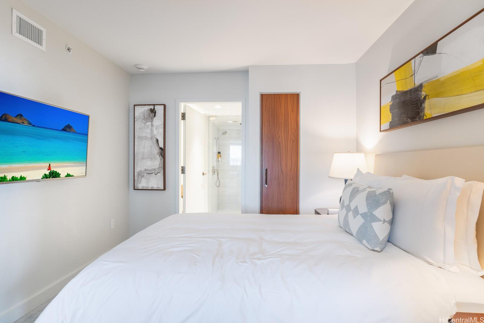 The Ritz-Carlton Residences condo # D3201, Honolulu, Hawaii - photo 15 of 23