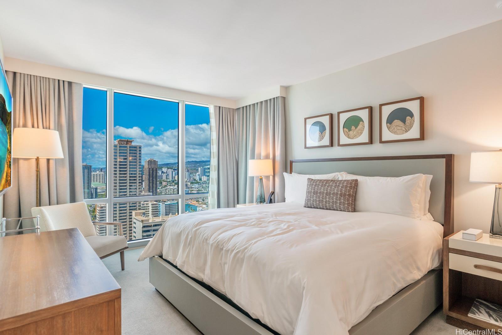 The Ritz-Carlton Residences condo # D3201, Honolulu, Hawaii - photo 8 of 23