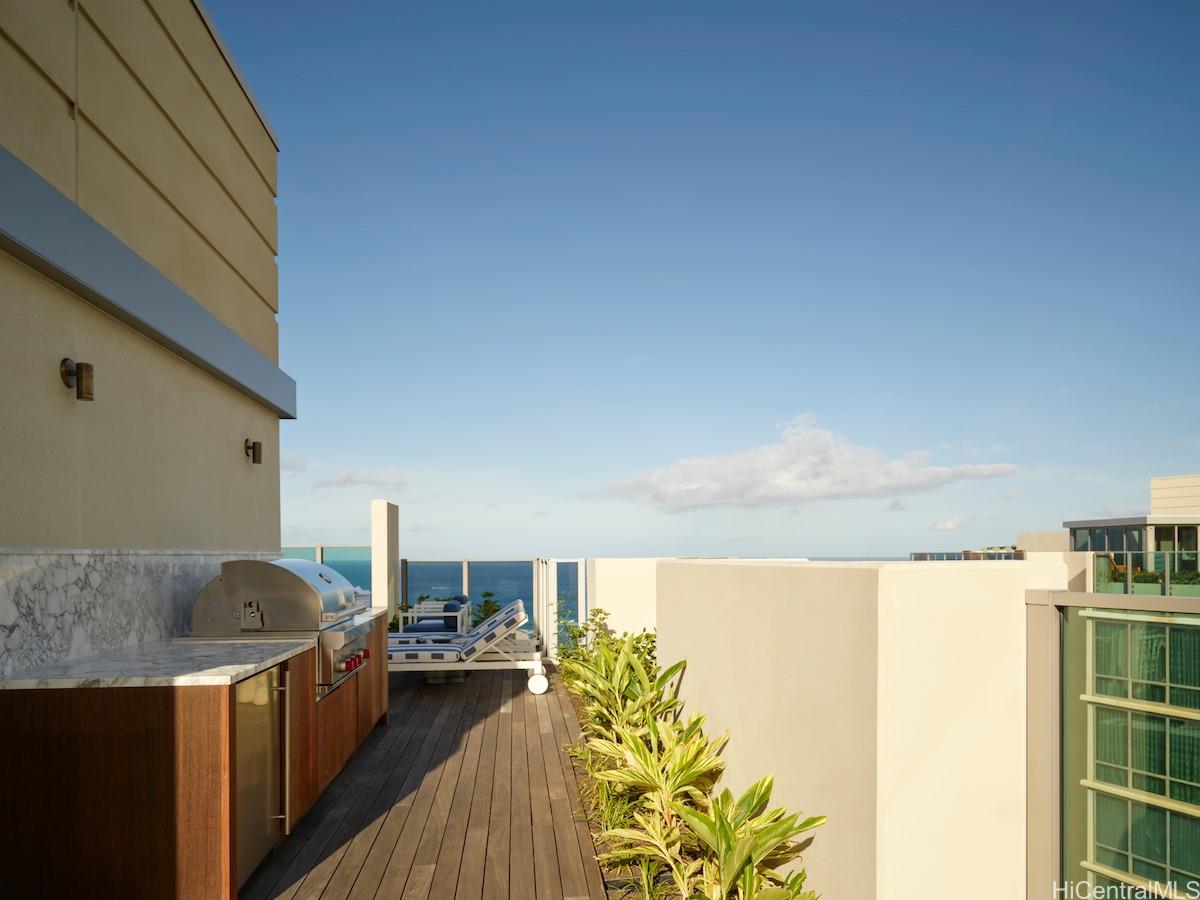 The Ritz-Carlton Residences condo # #PH-A, Honolulu, Hawaii - photo 2 of 23