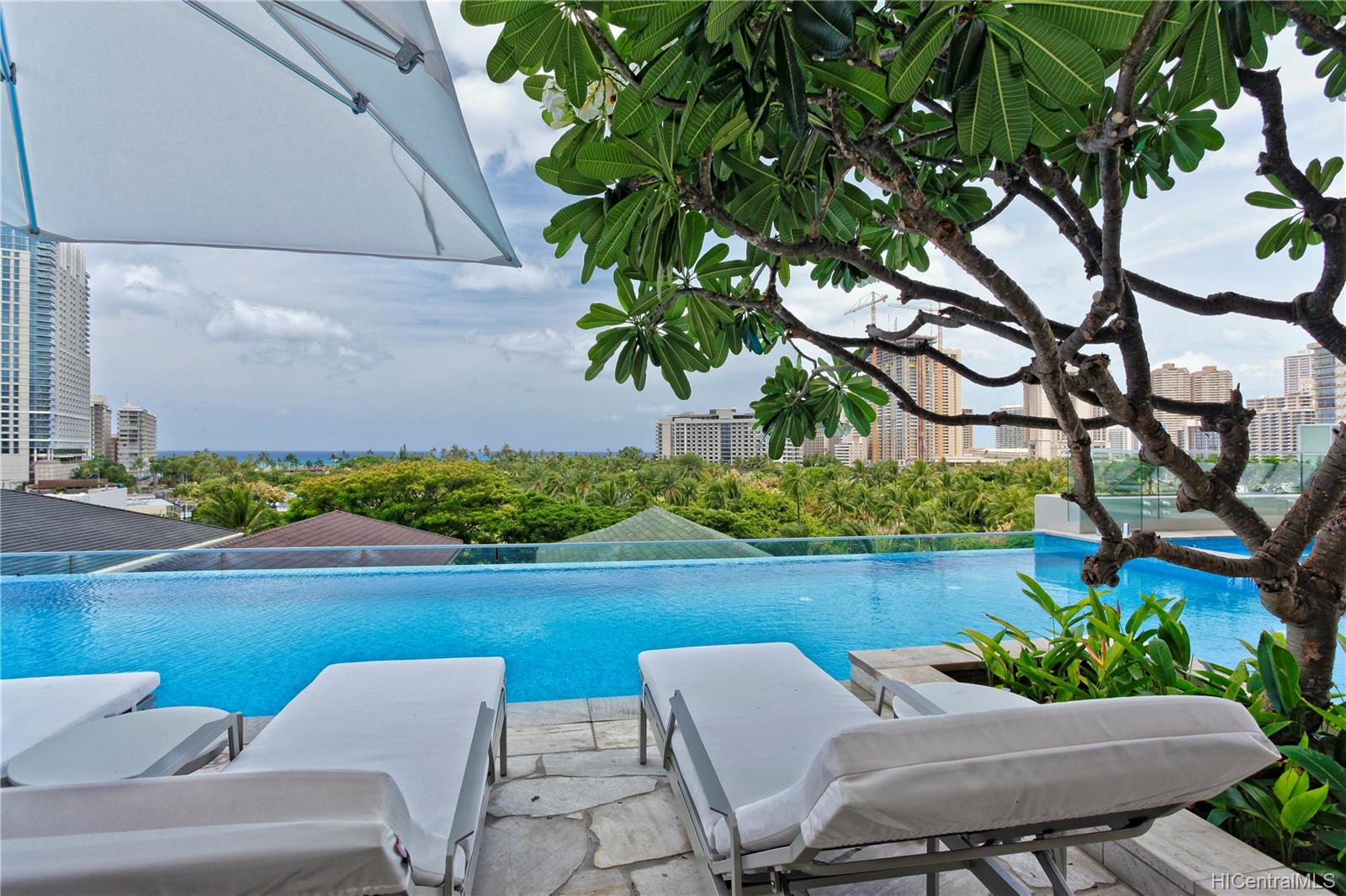 The Ritz-Carlton Residences condo # 3401, Honolulu, Hawaii - photo 10 of 24