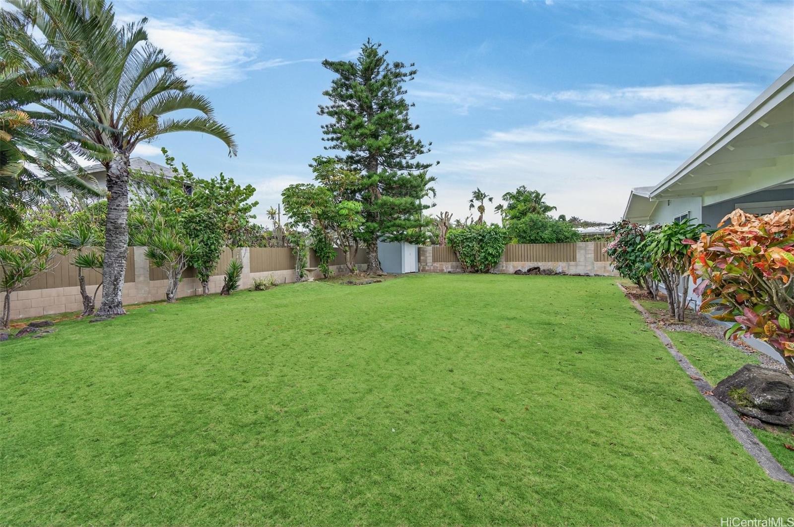 214  Kakahiaka St Kailua Estates, Kailua home - photo 24 of 25