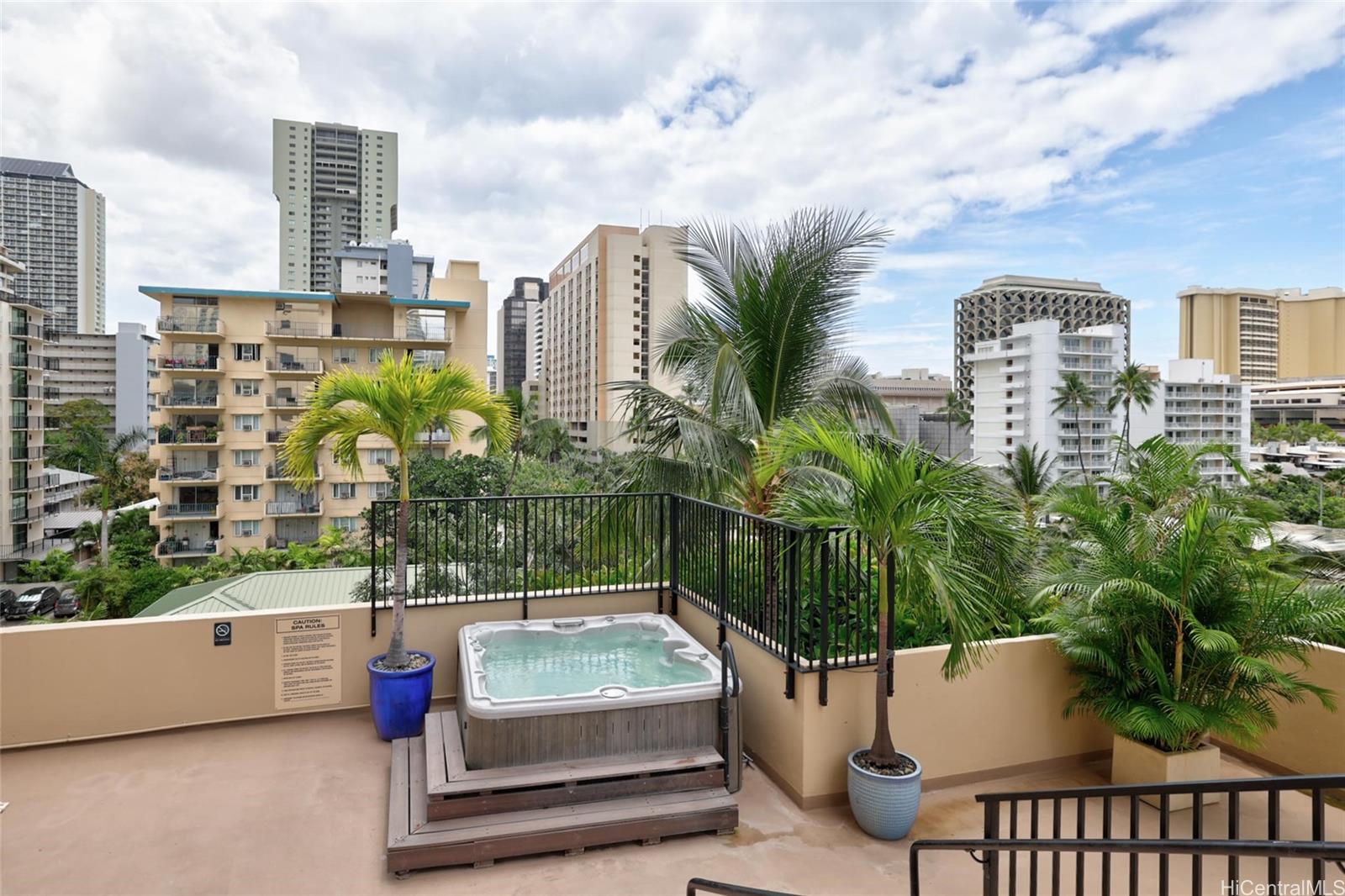Four Paddle condo # 1005, Honolulu, Hawaii - photo 21 of 24