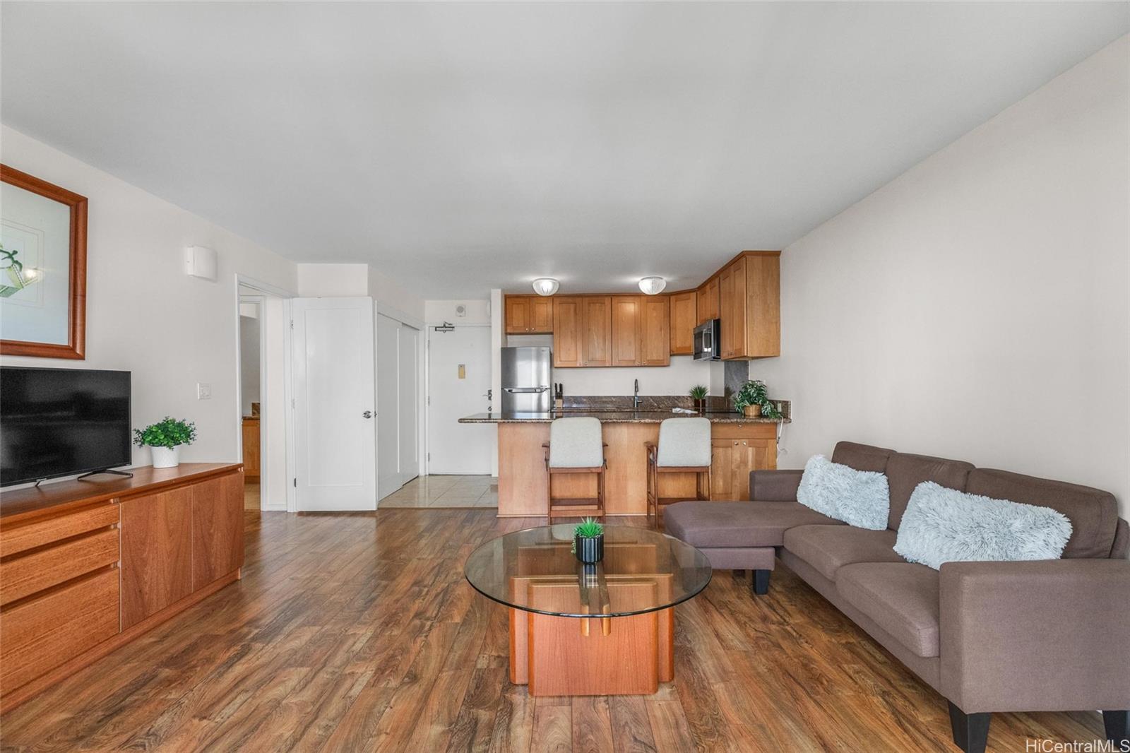 Four Paddle condo # 1005, Honolulu, Hawaii - photo 6 of 24