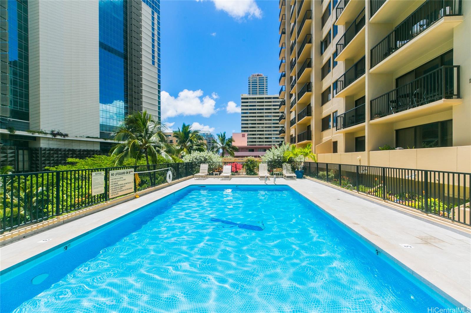 Four Paddle condo # 1012, Honolulu, Hawaii - photo 10 of 17