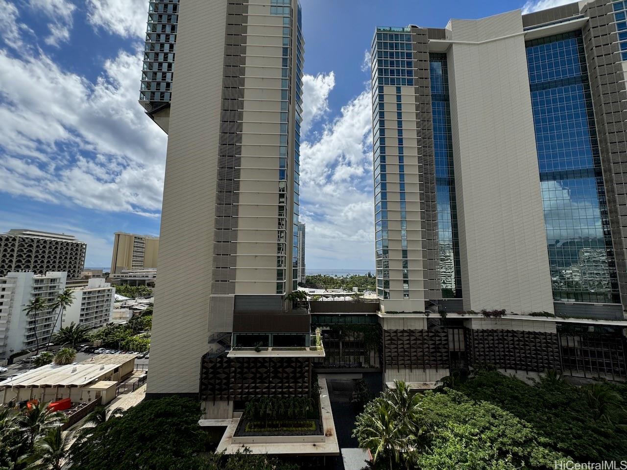 Four Paddle condo # 1205, Honolulu, Hawaii - photo 5 of 9