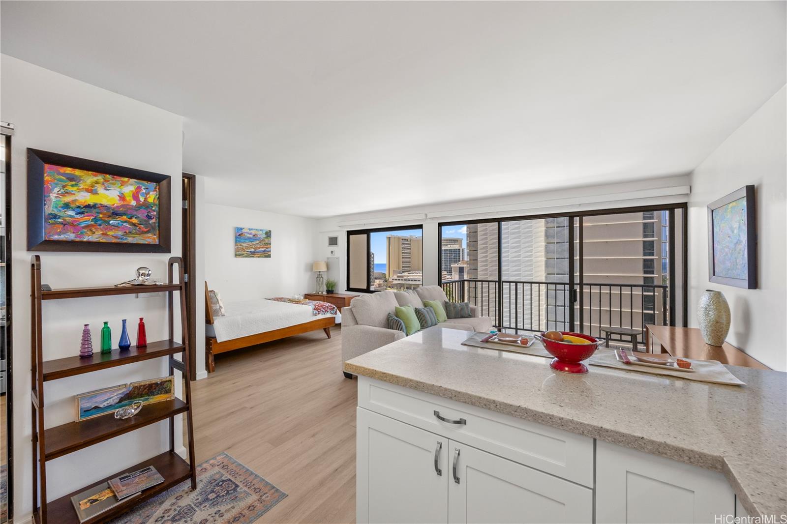 Four Paddle condo # 1603, Honolulu, Hawaii - photo 3 of 25