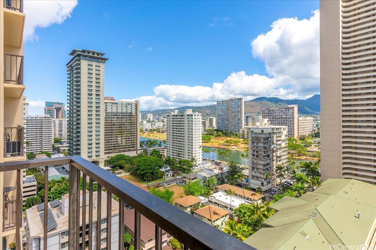 Four Paddle condo # 1712, Honolulu, Hawaii - photo 11 of 25