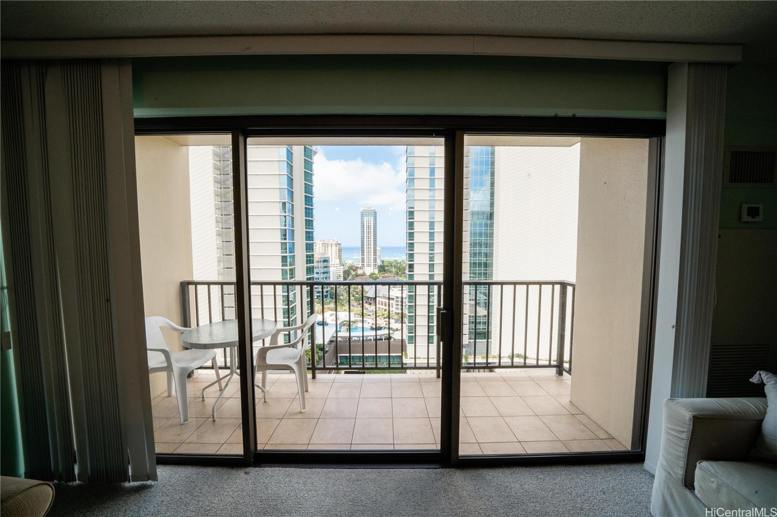 Four Paddle condo # 1907, Honolulu, Hawaii - photo 14 of 18