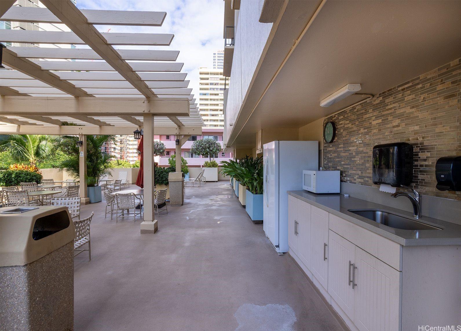 Four Paddle condo # 1908, Honolulu, Hawaii - photo 13 of 19