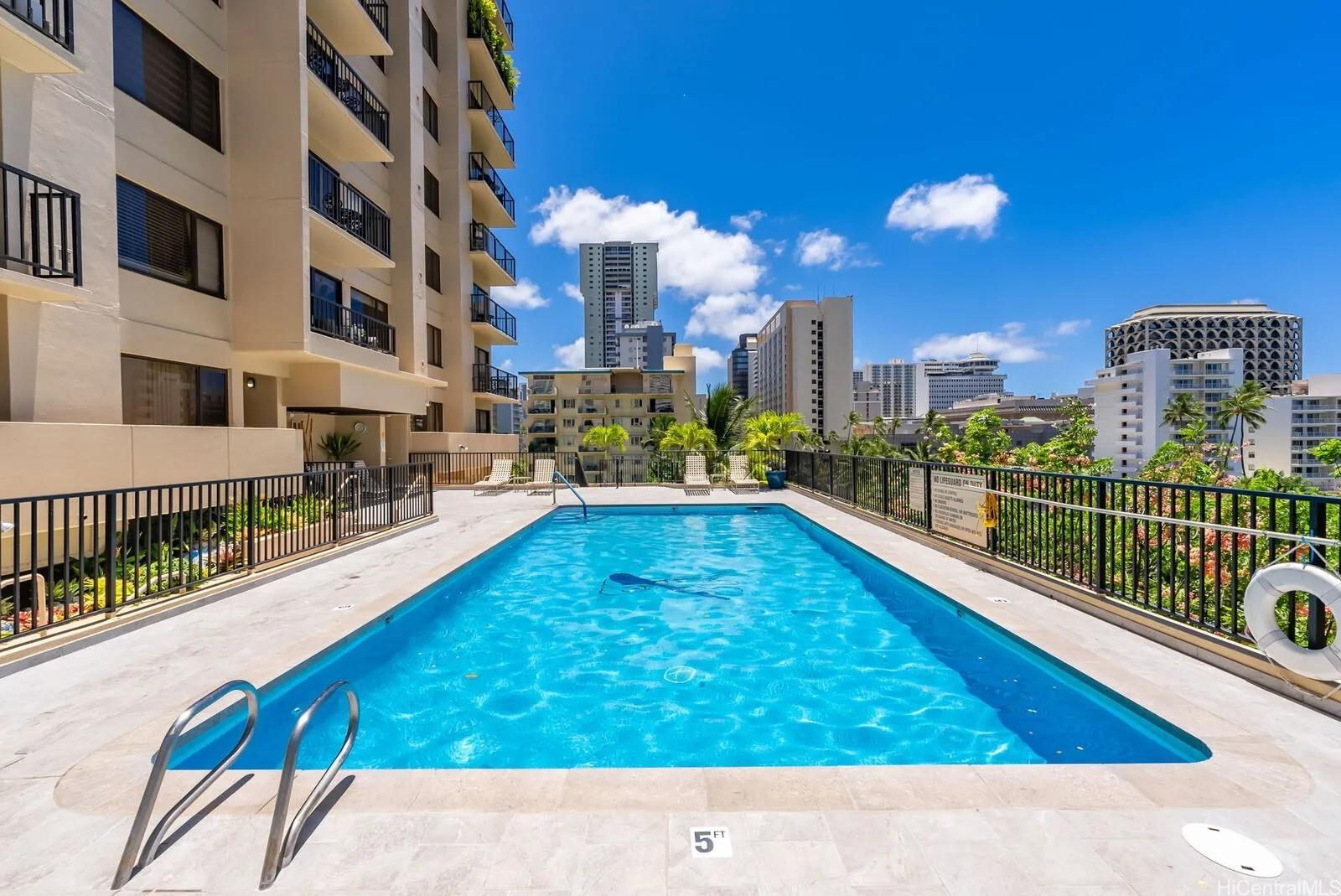 Four Paddle condo # 2004, Honolulu, Hawaii - photo 22 of 25