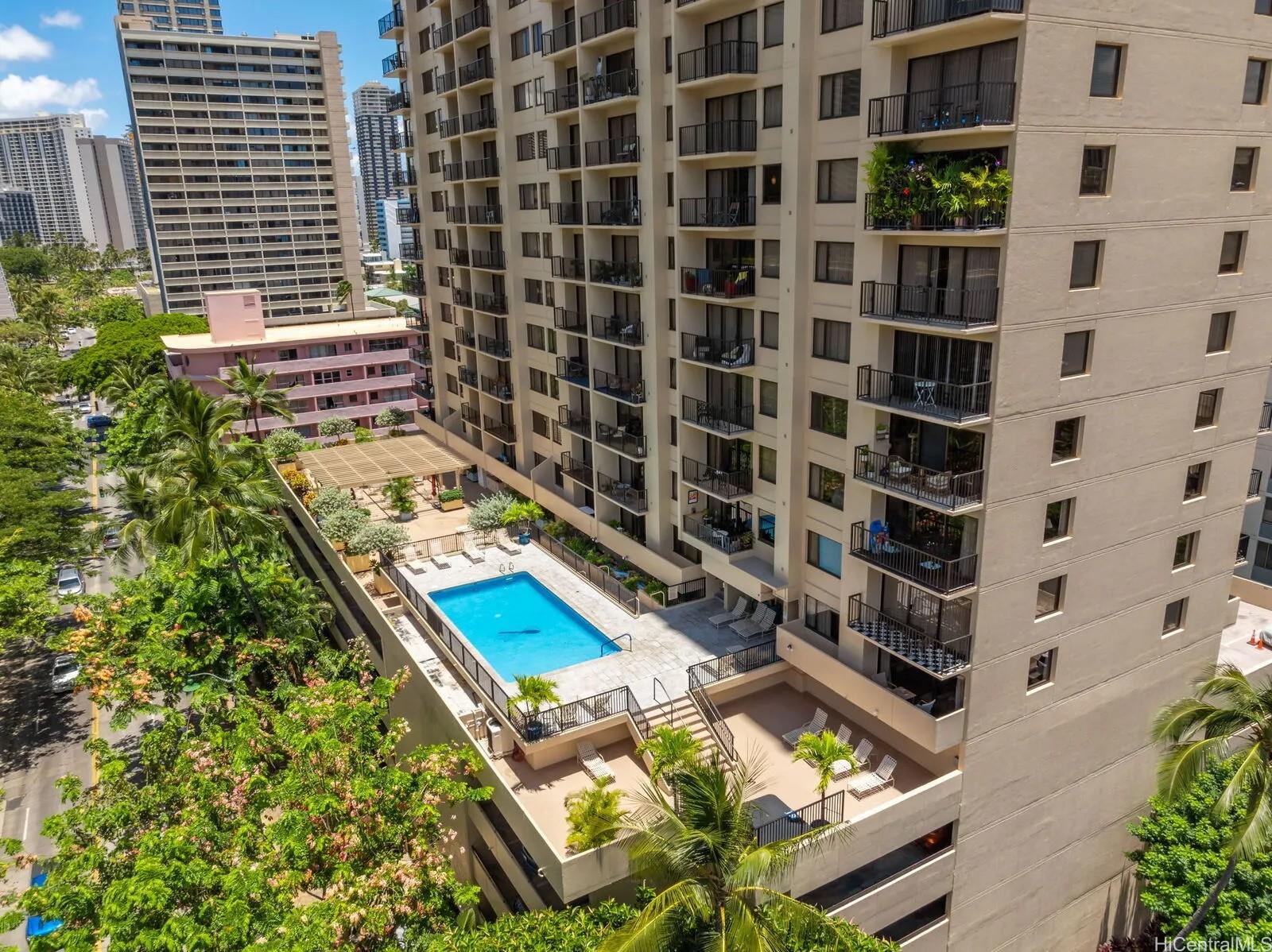 Four Paddle condo # 2004, Honolulu, Hawaii - photo 23 of 25