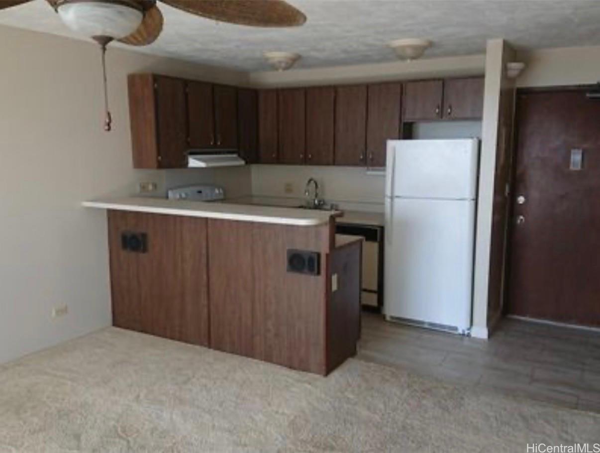 Four Paddle condo # 2004, Honolulu, Hawaii - photo 4 of 25