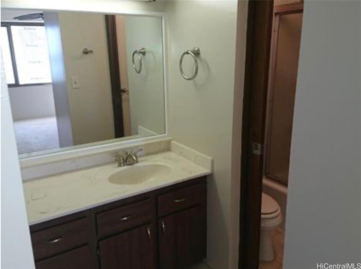 Four Paddle condo # 2004, Honolulu, Hawaii - photo 10 of 25