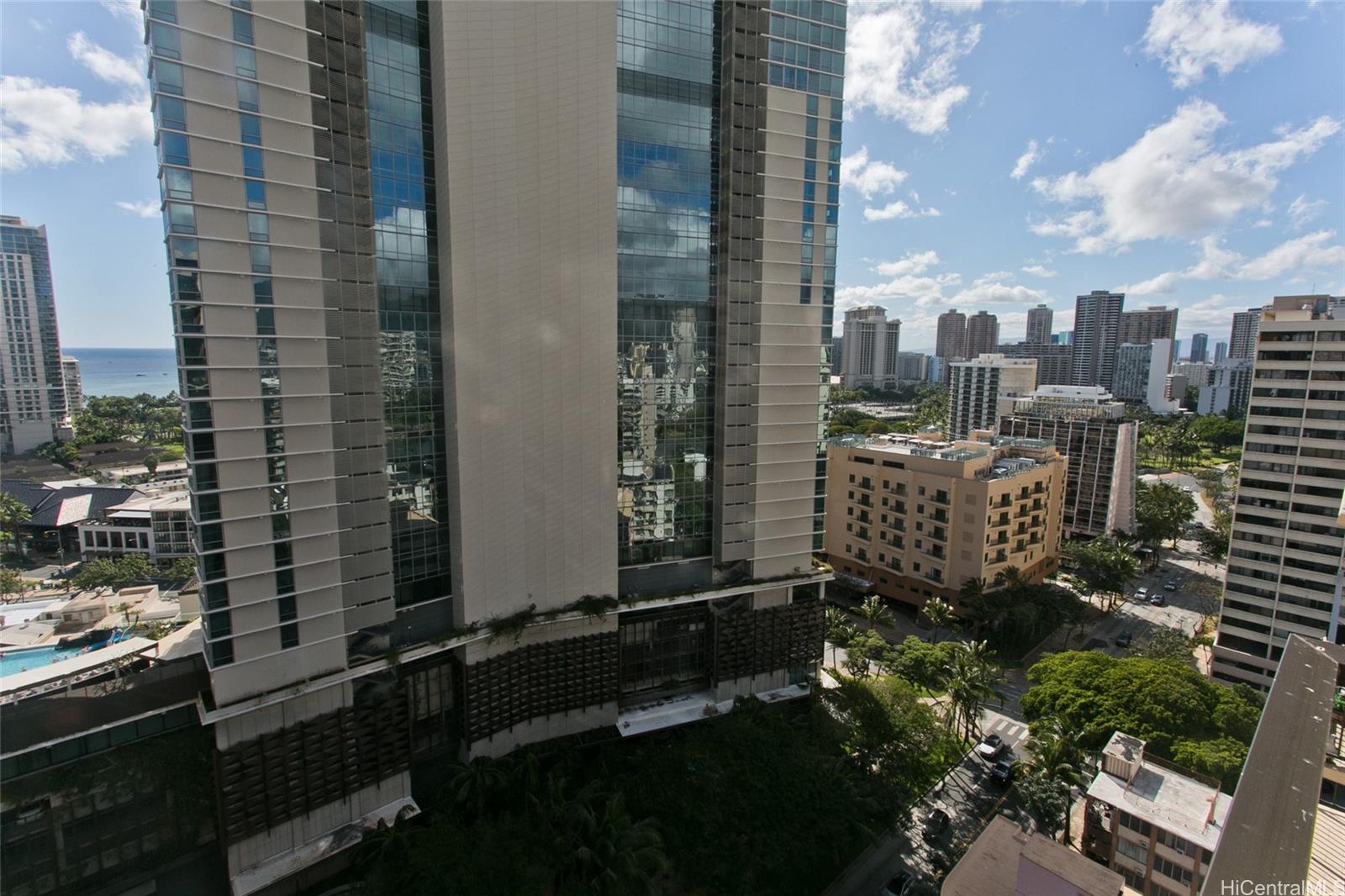 Four Paddle condo # 2007, Honolulu, Hawaii - photo 13 of 16