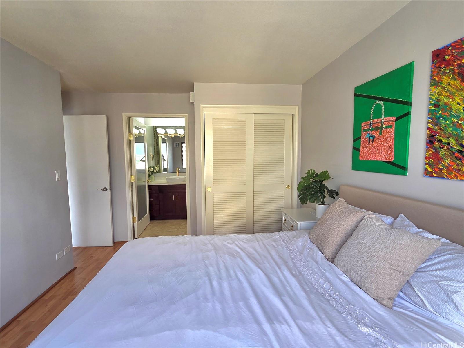 Four Paddle condo # 2010, Honolulu, Hawaii - photo 15 of 19