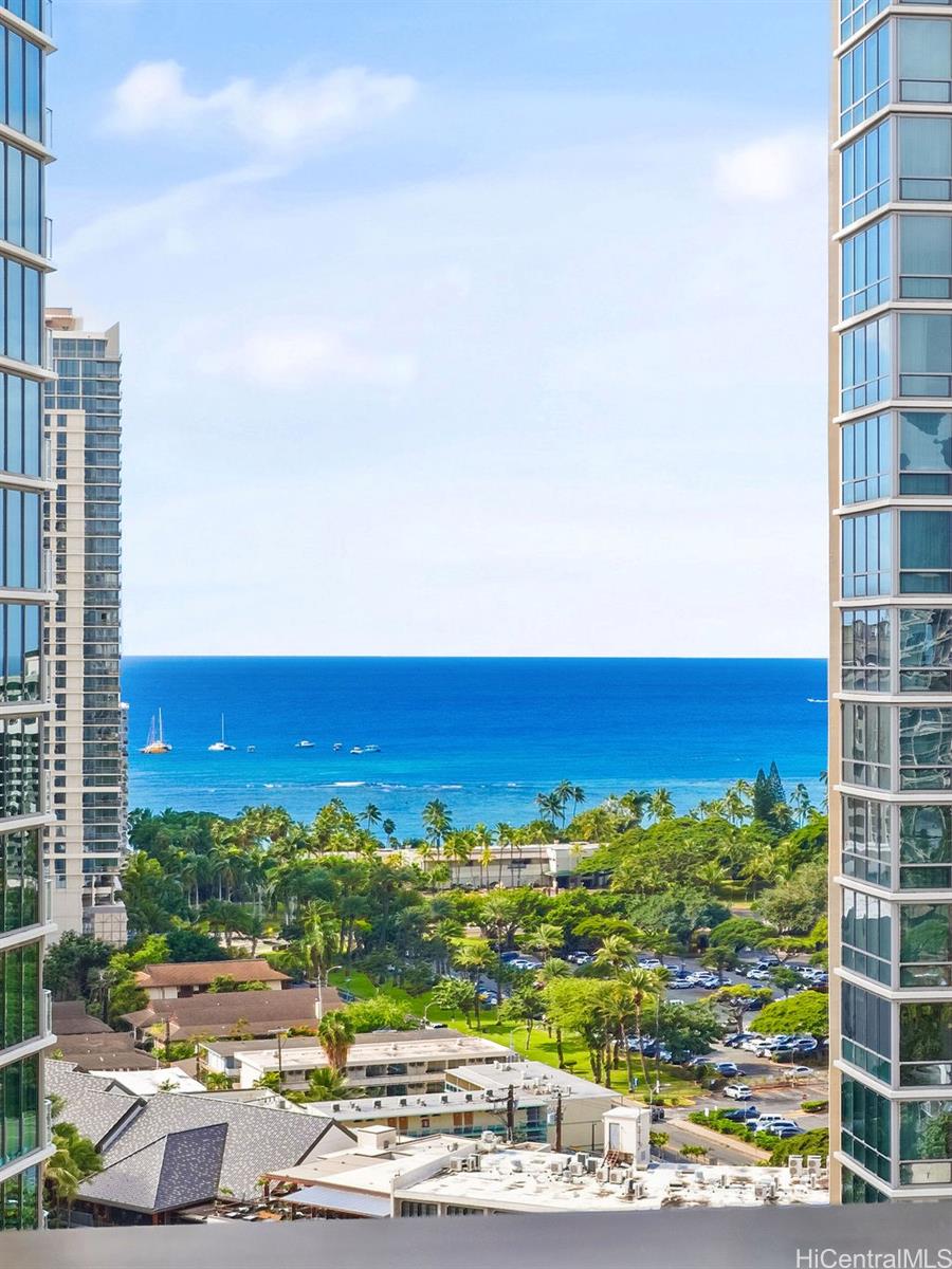 Four Paddle condo # 2105, Honolulu, Hawaii - photo 2 of 25