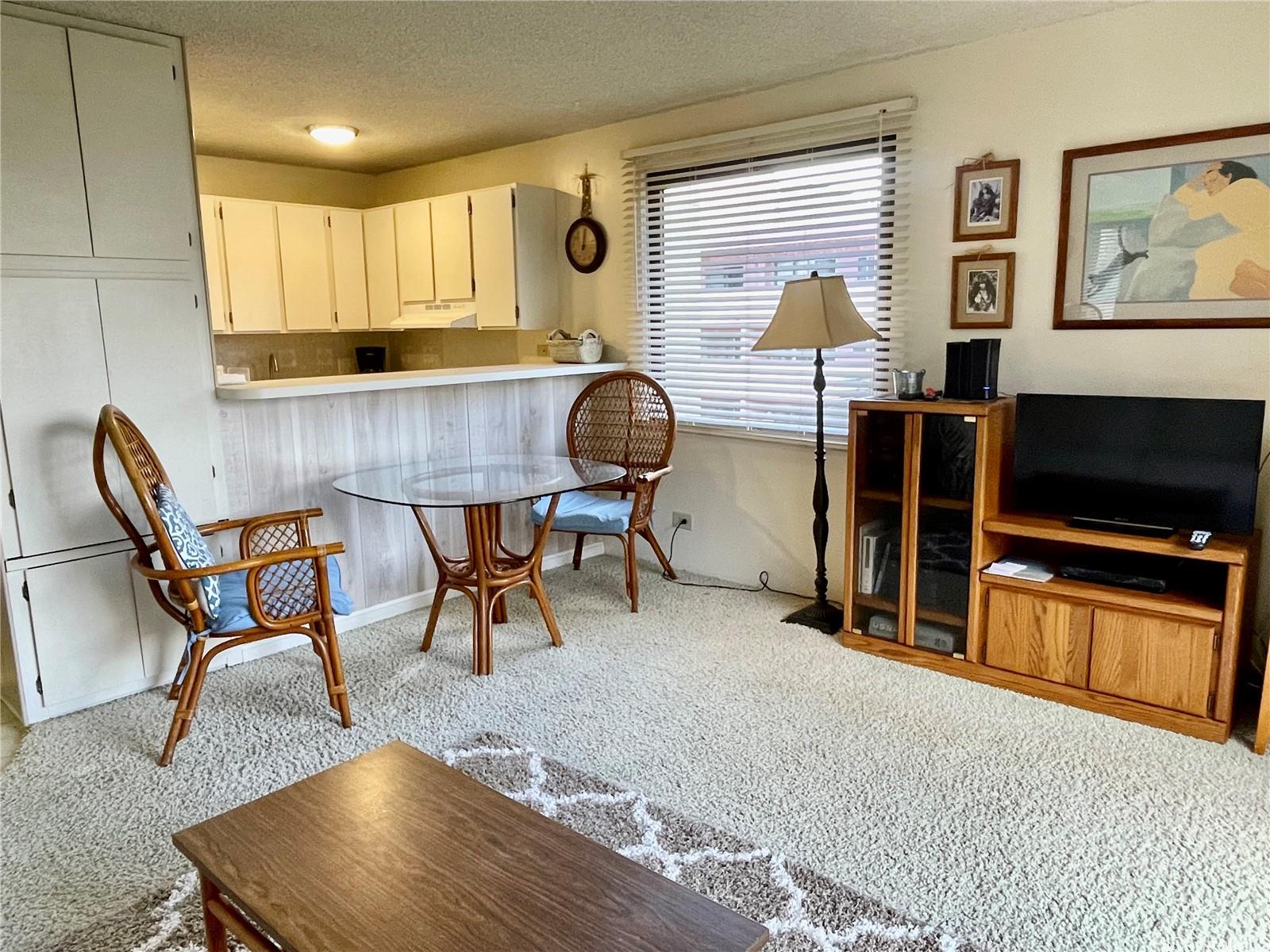 Four Paddle condo # 509, Honolulu, Hawaii - photo 2 of 15