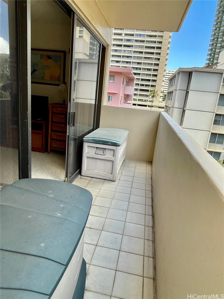 Four Paddle condo # 509, Honolulu, Hawaii - photo 10 of 15