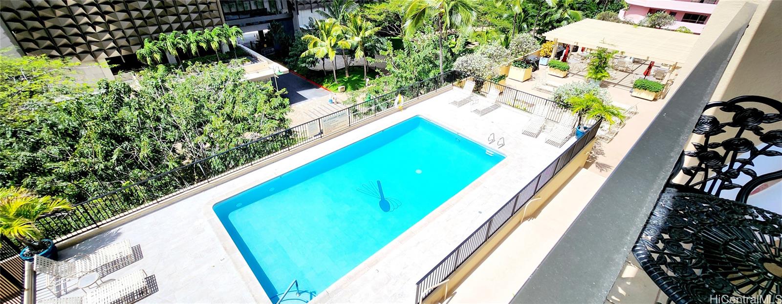 Four Paddle condo # 703, Honolulu, Hawaii - photo 14 of 16