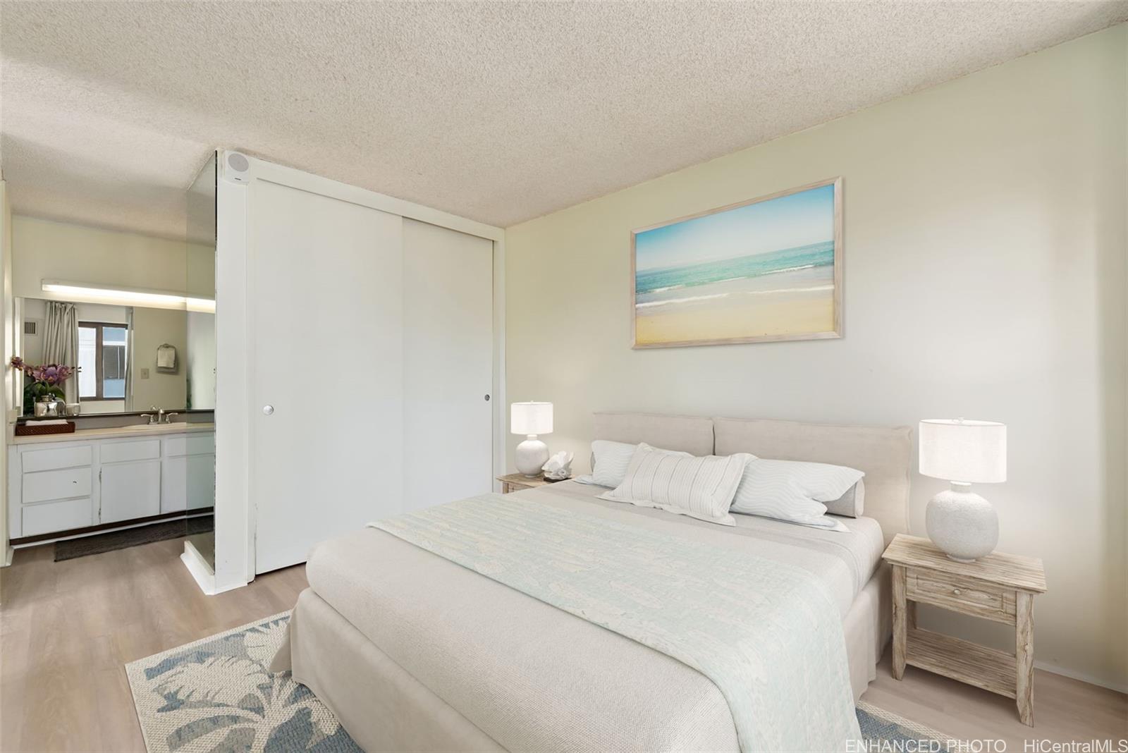 Four Paddle condo # 801, Honolulu, Hawaii - photo 4 of 25