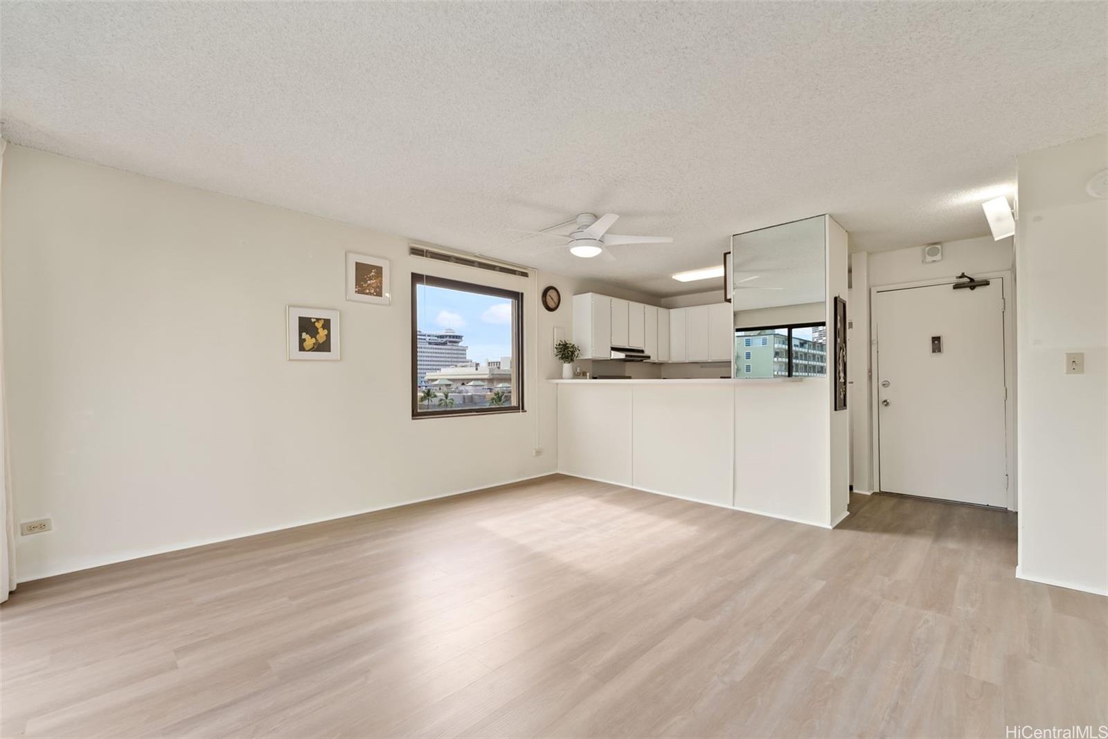 Four Paddle condo # 801, Honolulu, Hawaii - photo 9 of 25