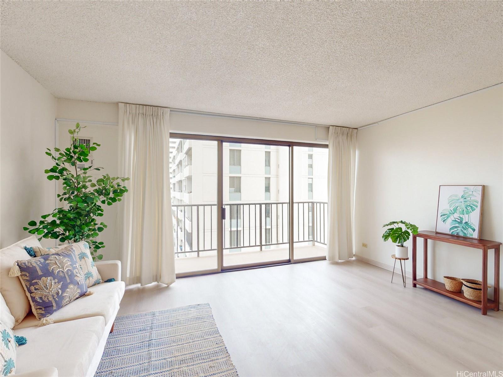 Four Paddle condo # 812, Honolulu, Hawaii - photo 2 of 21
