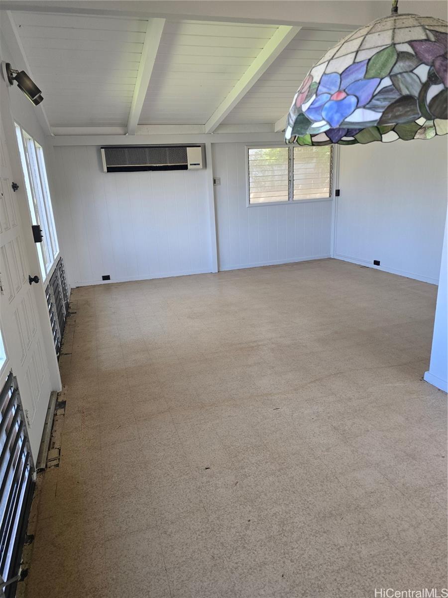 2149  Auhuhu St Pacific Palisades, PearlCity home - photo 6 of 8