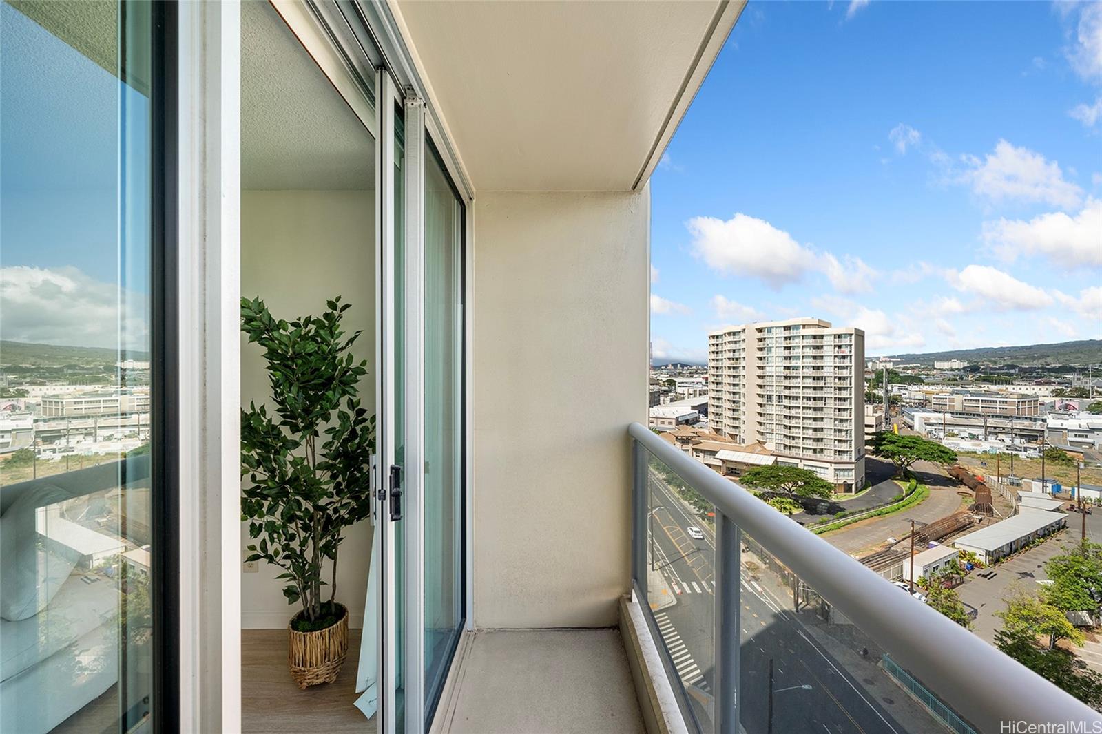 215 North King St condo # 1206, Honolulu, Hawaii - photo 15 of 21