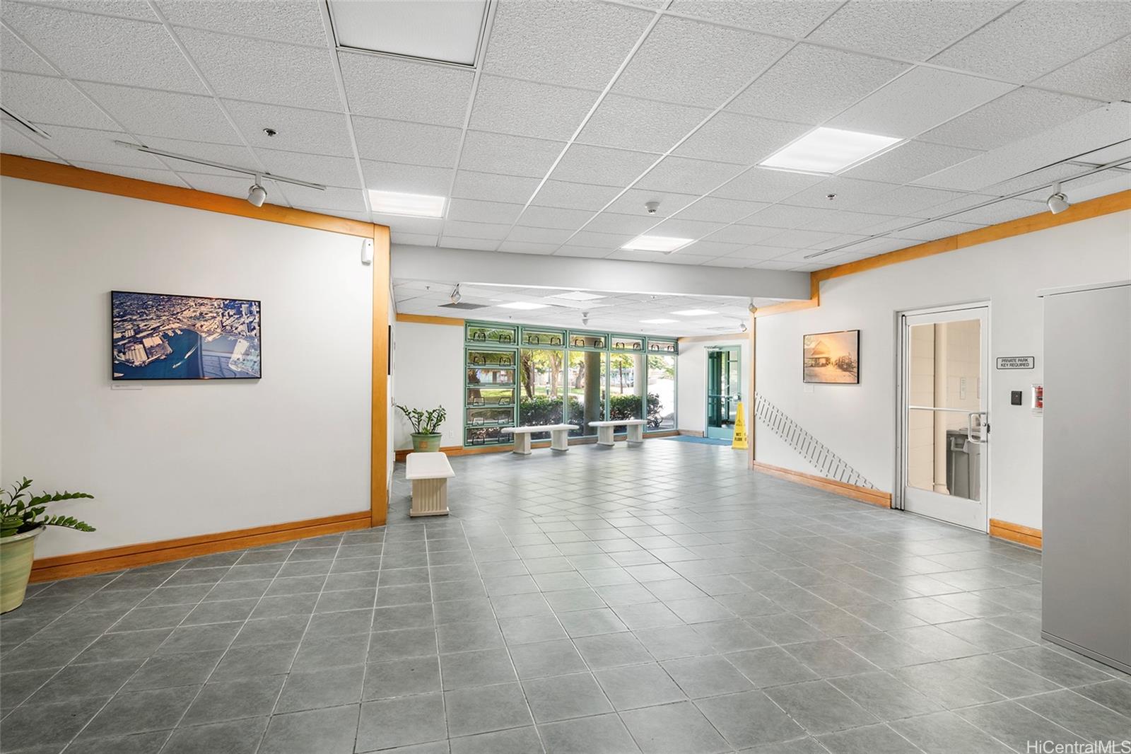 215 North King St condo # 1206, Honolulu, Hawaii - photo 17 of 21